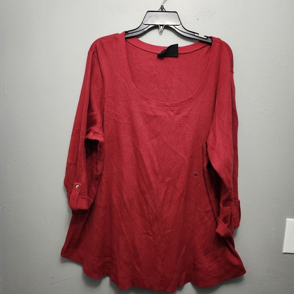 Avenue women's thermal blouse top size 22/24 red new without tags